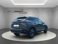 Neu Peugeot 2008 Allure 131 PS (96 kW) 2025 Grau selenium SUV