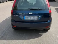 Gebraucht Ford Fiesta 80 PS (58 kW) 2005 Blau Kleinwagen