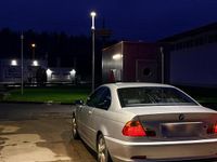 Gebraucht BMW 320 150 PS (110 kW) 1999 Silber Coupé