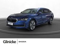 Neu Skoda Superb Selection 150 PS (110 kW) 2026 Cobalt blau metallic Kombi