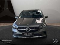 Usado Mercedes B200 Advanced 163 HP (119 kW) 2025 Cinzento Monovolume
