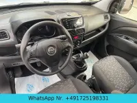 Gebraucht Opel Combo 105 PS (77 kW) 2019 Silber Van / Kleinbus