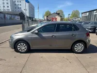 Gebraucht VW Polo 95 PS (69 kW) 2019 Grau Kleinwagen