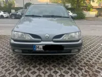 Gebraucht Renault Mégane 75 PS (55 kW) 1998 Grau Limousine