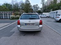 Gebraucht Toyota Avensis 116 PS (85 kW) 2004 Grau Kombi