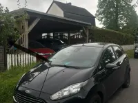 Gebraucht Ford Fiesta 95 PS (69 kW) 2014 Schwarz Kleinwagen