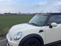Gebraucht Mini ONE Pepper 98 PS (72 kW) 2015 Weiß Kleinwagen