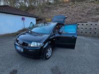 Second-hand Audi A2 75 CP (55 kW) 2001 Negru Hatchback