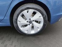 Neu VW Golf VIII 150 PS (110 kW) 2026 Anemonenblau metallic Limousine