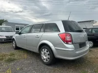 Gebraucht Opel Astra 110 PS (80 kW) 2010 Grau Kombi