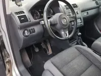 Gebraucht VW Touran Comfortline 105 PS (77 kW) 2012 Silber Van / Kleinbus