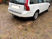Gebraucht Volvo V50 109 PS (80 kW) 2009 Weiß Kombi
