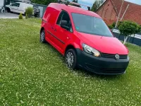 Gebraucht VW Caddy 102 PS (75 kW) 2011 Rot Van / Kleinbus