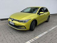 Gebraucht VW Golf VIII Active 131 PS (96 kW) 2022 Gelb Limousine