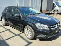 Gebraucht Mercedes A180 Style 122 PS (89 kW) 2015 Schwarz Kleinwagen