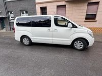 Gebraucht Hyundai H-1 170 PS (125 kW) 2009 Weiß Van / Kleinbus