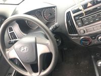 Gebraucht Hyundai i20 Edition 86 PS (63 kW) 2013 Rot Kleinwagen