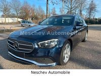 Gebraucht Mercedes E400 Avantgarde 330 PS (242 kW) 2020 Cavansitblaui Kombi