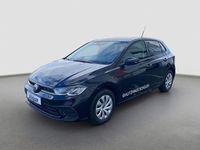 Gebraucht VW Polo Active 80 PS (58 kW) 2023 Schwarz (deep black perleffekt) Limousine