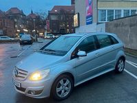 Gebraucht Mercedes B160 95 PS (69 kW) 2009 Silber Van / Kleinbus