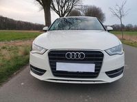 Gebraucht Audi A3 Ambiente 105 PS (77 kW) 2013 Weiß Limousine