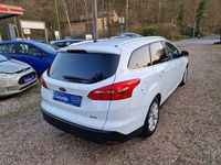 Usata Ford Focus 125 CV (91 kW) 2017 Bianco Station wagon