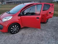 Gebraucht Citroën C1 68 PS (50 kW) 2007 Rot Kleinwagen