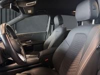 Gebraucht Mercedes B200 163 PS (119 kW) 2023 Schwarz Van / Kleinbus