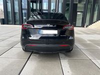 gebraucht Tesla Model Y Long Range,schwarze Felgen,schwarzes Interior,514PS