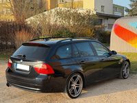 Gebraucht BMW 320 177 PS (130 kW) 2008 Schwarz Kombi