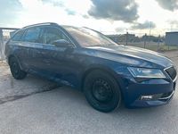 Gebraucht Skoda Superb 150 PS (110 kW) 2016 Blau Kombi