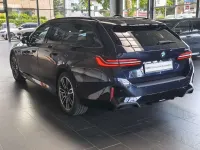 Gebraucht BMW 520 M Sport 208 PS (152 kW) 2025 Carbonschwarz Kombi
