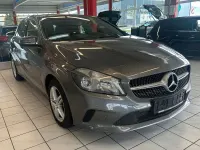 Gebraucht Mercedes A200 Urban 136 PS (100 kW) 2016 Grau Kleinwagen