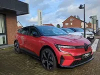 Ny Renault Megane E-Tech Komfort 161 kW (220 HK) 2025 Rød Sedan