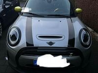 Gebraucht Mini Cooper SE Essential 135 kW (184 PS) 2023 Silber Kleinwagen