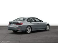 Gebraucht BMW 320 190 PS (139 kW) 2025 Skyscraper grau metallic metallic Limousine