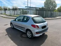 Gebraucht Peugeot 206+ 60 PS (44 kW) 2009 Grau Kleinwagen