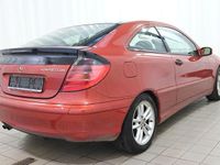 Gebraucht Mercedes C180 143 PS (105 kW) 2003 Orange Coupé