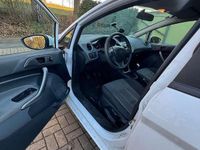 Gebraucht Ford Fiesta Titanium 120 PS (88 kW) 2009 Weiß Kleinwagen