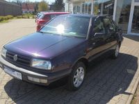 Gebraucht VW Vento 90 PS (66 kW) 1994 Violett Limousine
