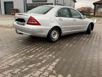 Gebraucht Mercedes C220 143 PS (105 kW) 2001 Grau Limousine