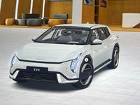 Neu Kia EV4 Earth 150 kW (204 PS) 2025 Weiß Kleinwagen