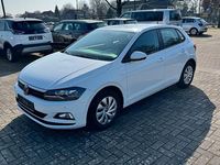Gebraucht VW Polo Trendline 95 PS (69 kW) 2021 Weiß Kleinwagen