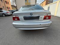Gebraucht BMW 520 170 PS (125 kW) 2002 Silber Limousine