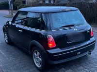 Gebraucht Mini Cooper 90 PS (66 kW) 2001 Schwarz Kleinwagen