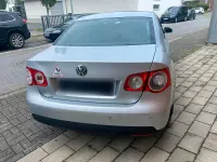 Gebraucht VW Jetta 140 PS (102 kW) 2006 Silber Limousine
