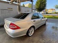 Gebraucht Mercedes 200 122 PS (89 kW) 2007 Silber Limousine