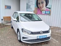 Gebraucht VW Golf VII Comfortline 110 PS (80 kW) 2018 Weiß metallic Van / Kleinbus