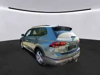 Gebraucht VW Tiguan Allspace R-line 150 PS (110 kW) 2022 Platinum grey metallic SUV