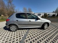 Gebraucht Peugeot 206 60 PS (44 kW) 2000 Silber Limousine
